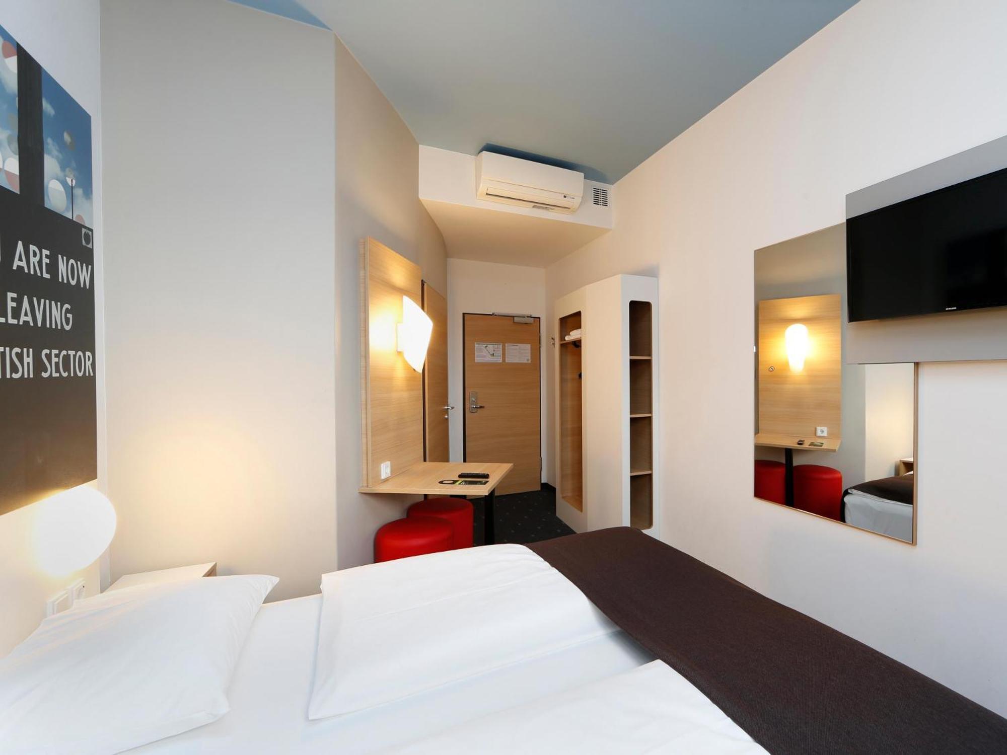B&B Hotel Berlin-Charlottenburg Exterior photo