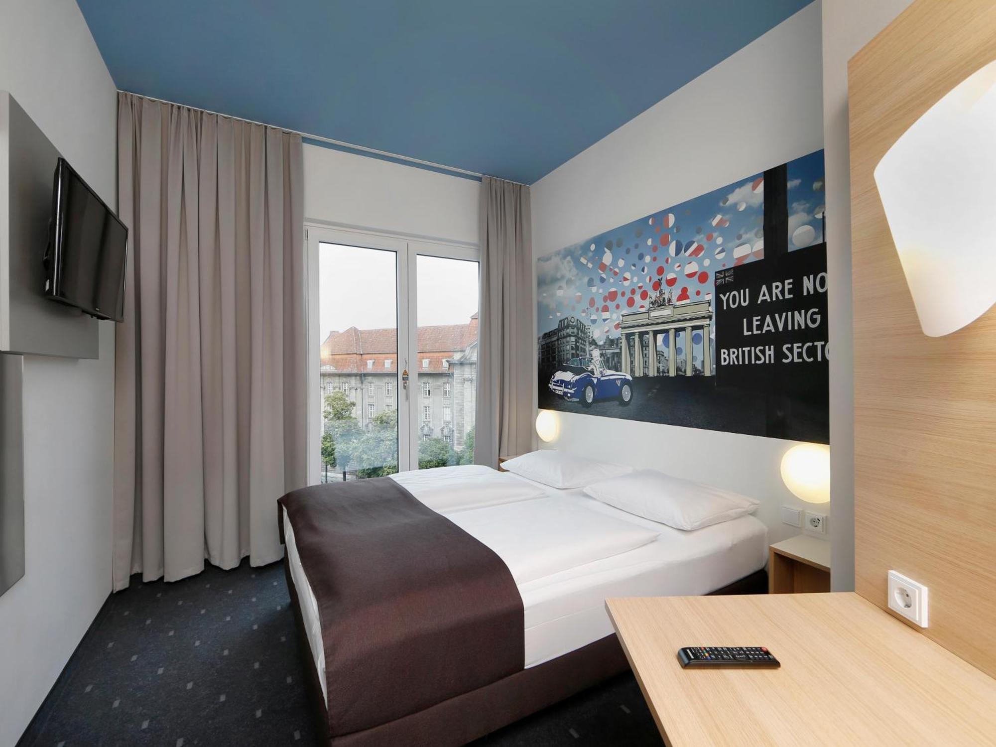 B&B Hotel Berlin-Charlottenburg Exterior photo
